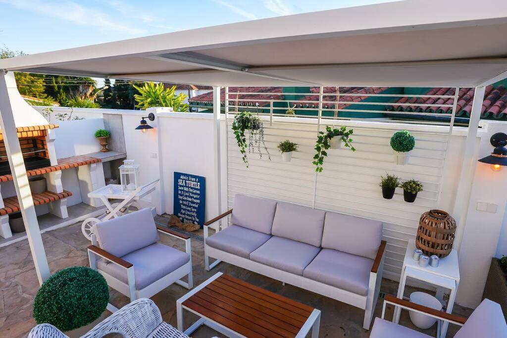 Villa Casacara Marbella Beachside Costabella -Spain Exterior foto
